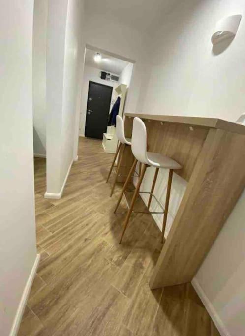 Apartamento Enescu Flat Suceava Exterior foto